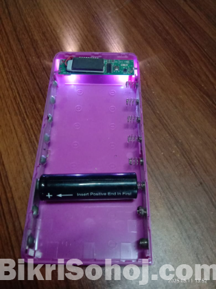 8 Battery Powerbank Case